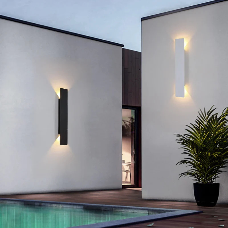 Applique murale extérieur à bande LED en aluminium désigne noir et blanc -Luminogreen