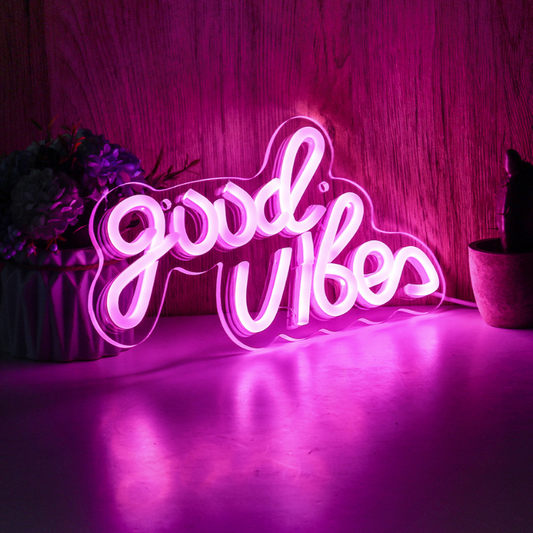 Neon led good vibes rose femme Look tendance et rétro -Luminogreen